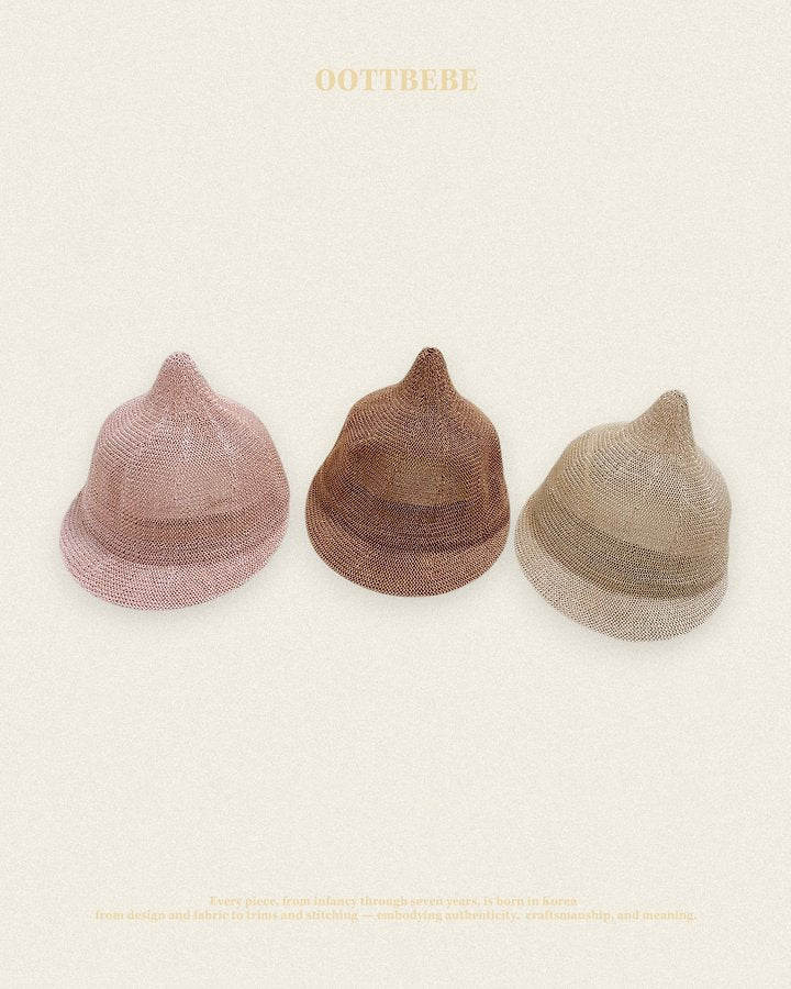 Pointed Straw Cap Korean infant accessory in light beige made in Korea