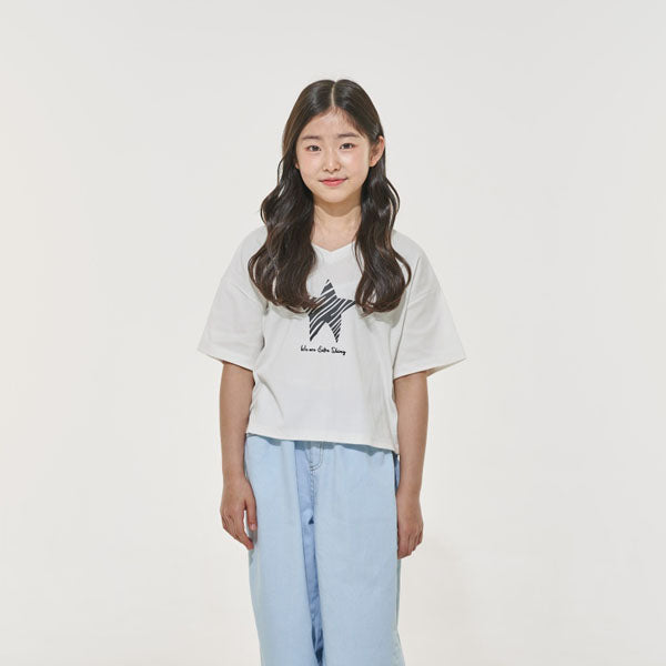 Shine V-Neck Tee Korean juniors t-shirt in white made in Korea