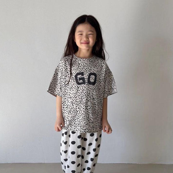 Leopard GO Tee Korean toddler t-shirt in light gray made in Korea