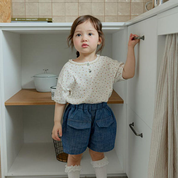 Floral Lace Tee Korean toddler t-shirt in red floral made in Korea