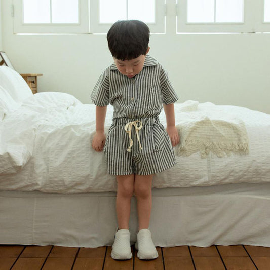 Woven Stripe Shorts Korean toddler shorts in red made in Korea