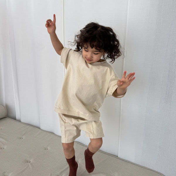 Mild Ribbed Sweatshirt Set Korean toddler set in butter yellow made in Korea