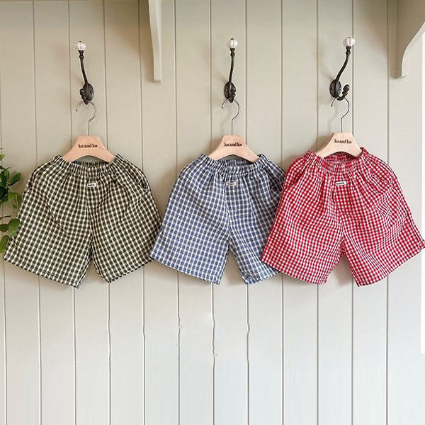 Check Shorts Korean infant shorts in red made in Korea