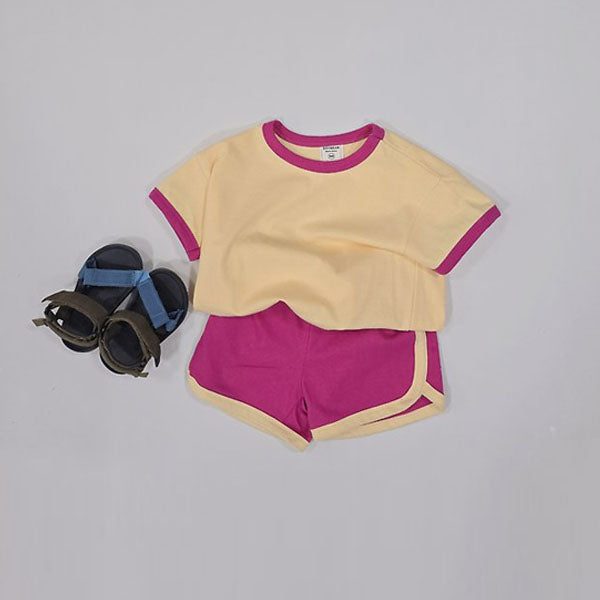 Macaron Top & Bottom Set Korean toddler set in green tea made in Korea