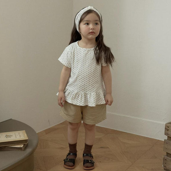 Pretty Button Shorts Korean toddler shorts in cream made in Korea