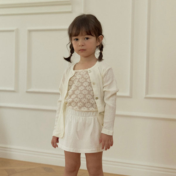 Pretty Floral Knit Tank Tee Korean toddler t-shirt in cream made in Korea