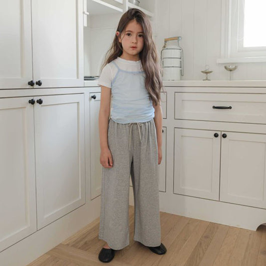 Sagging Wide Pants Korean toddler pants in pink made in Korea