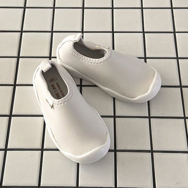 Aqua Shoes Korean toddler shoes in cream made in Korea