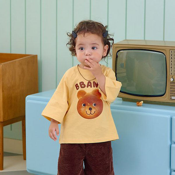 Bread Raglan T-Shirt - Kids Korean infant t-shirt in cream made in Korea