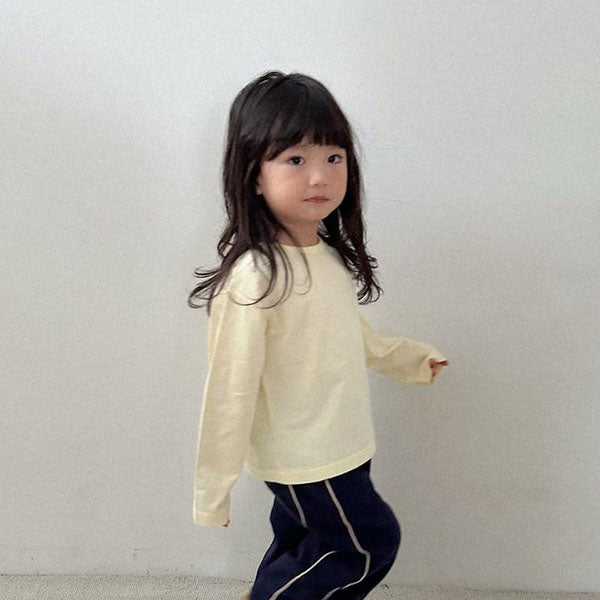 Autumn Suso Tee Korean toddler t-shirt in ivory made in Korea